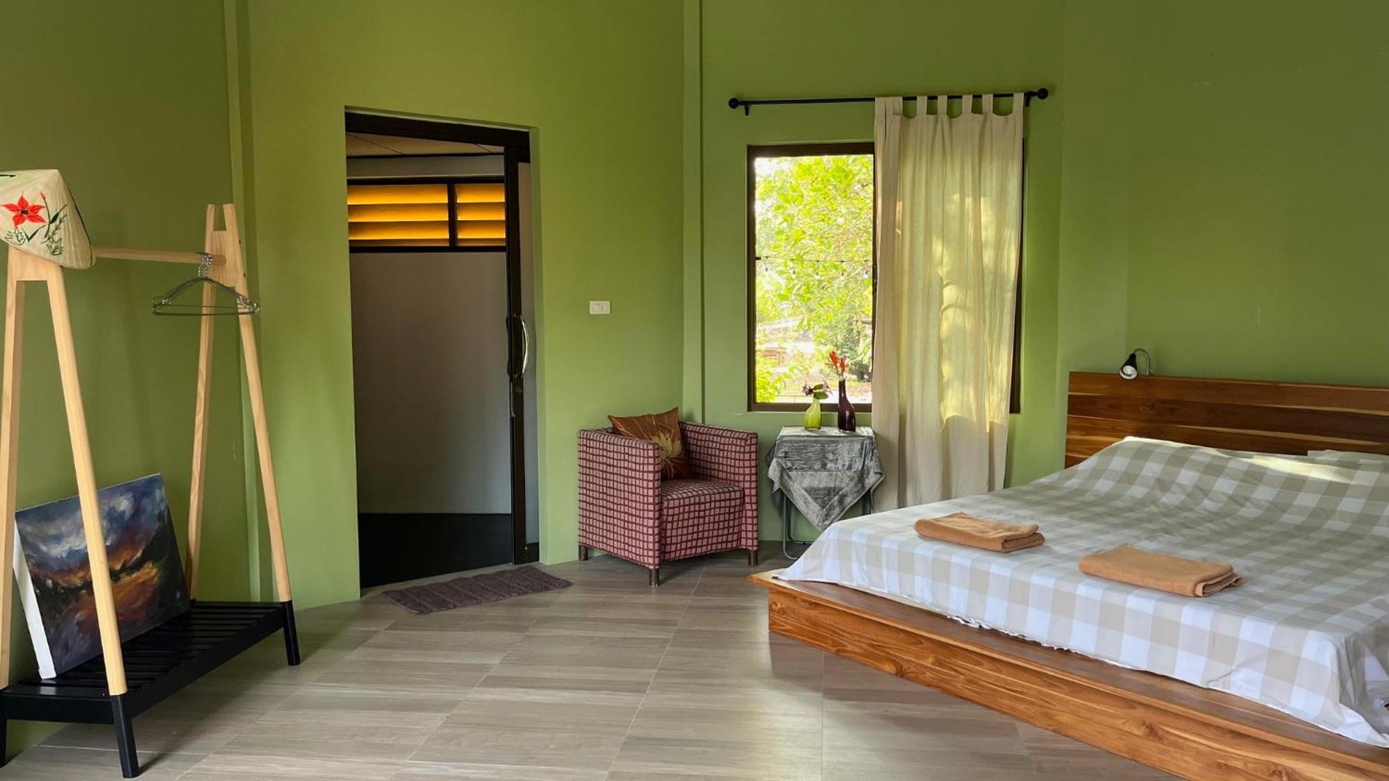 Navari Homestay Rayong Buitenkant foto